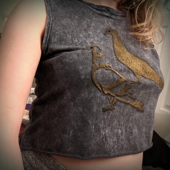 Custom Pigeon Muscle Tee Crop Top - Picture 2 of 6